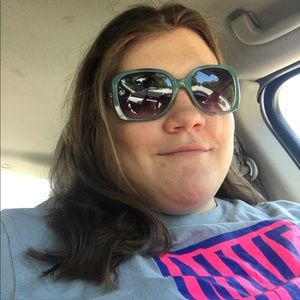 Meet your Posher, Shannon